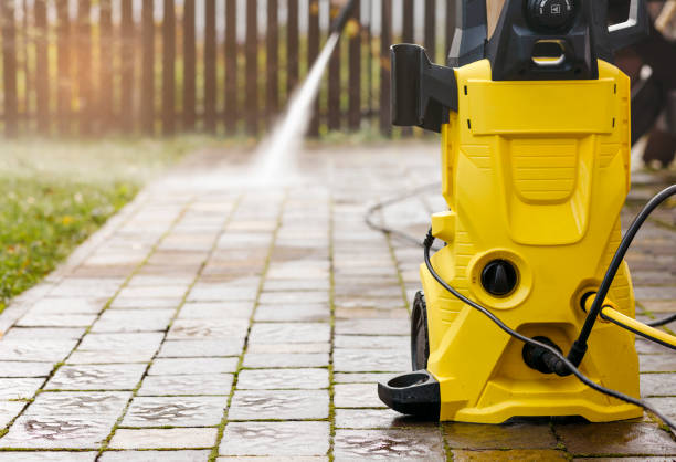 Best Gutter Cleaning  in Delavan, IL